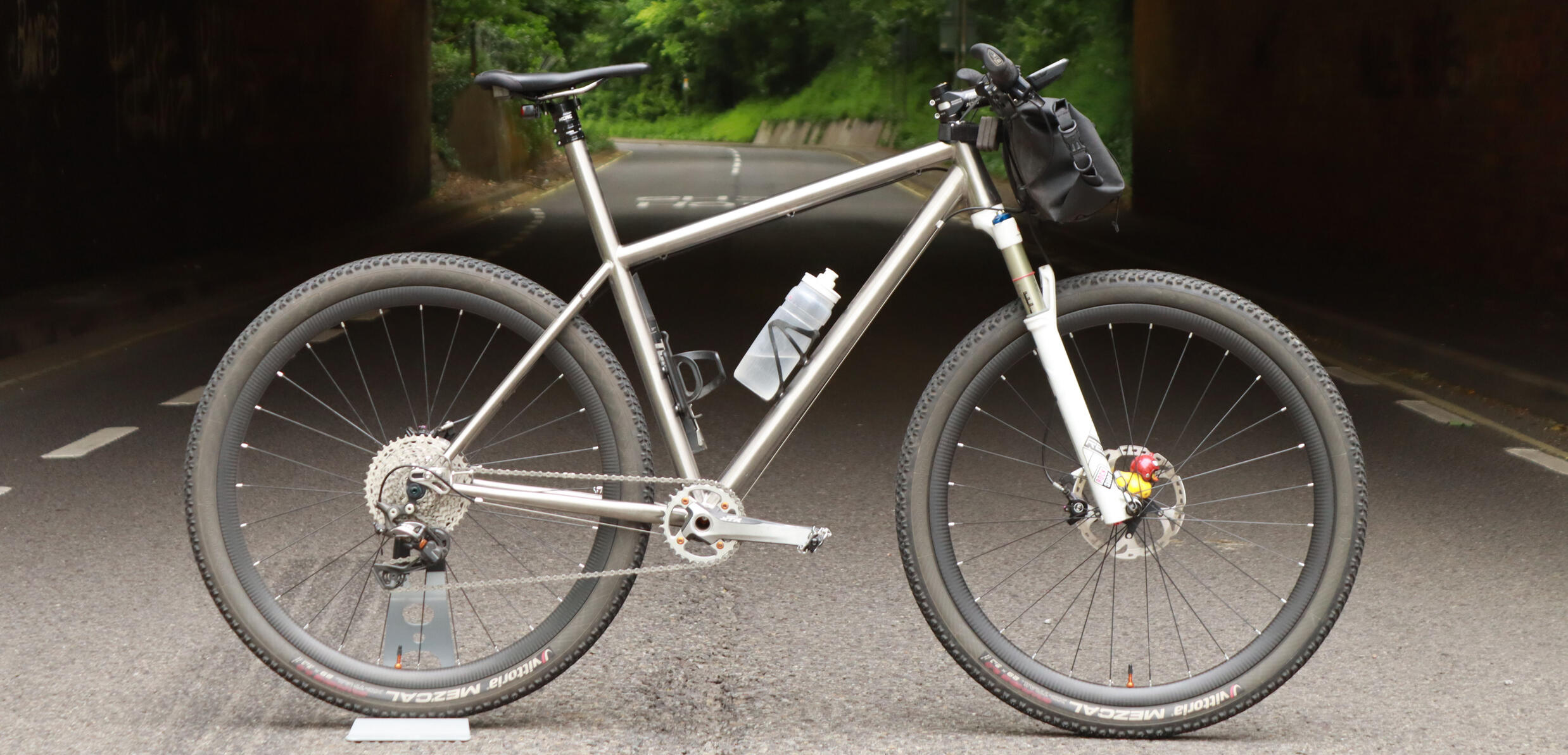 Bespoke titanium 29er build
